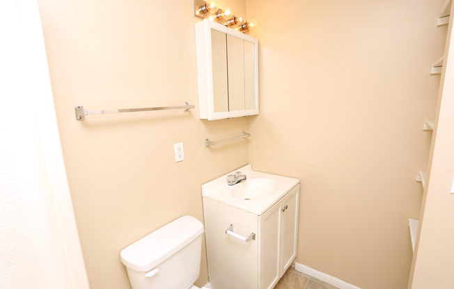 1 bed, 1 bath, 550 sqft, $610, Unit 1022