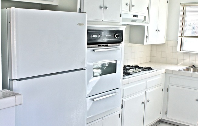 Studio, 1 bath, $1,890, Unit 209