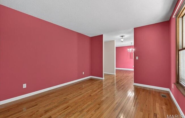 Welcome home to comfort and convenience in St. Peters!