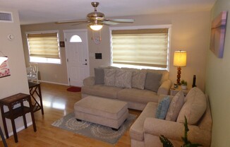 1247 N GRANITE REEF RD
