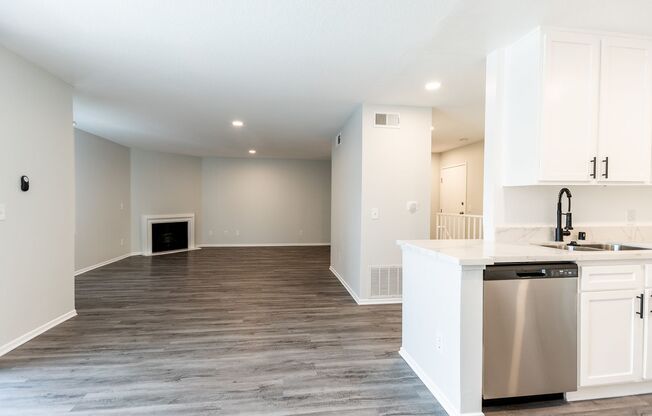 3 beds, 2 baths, 1,220 sqft, $3,198, Unit 314
