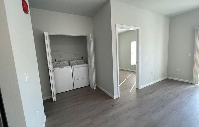 3 beds, 2 baths, 1,153 sqft, $1,507, Unit 1140-202