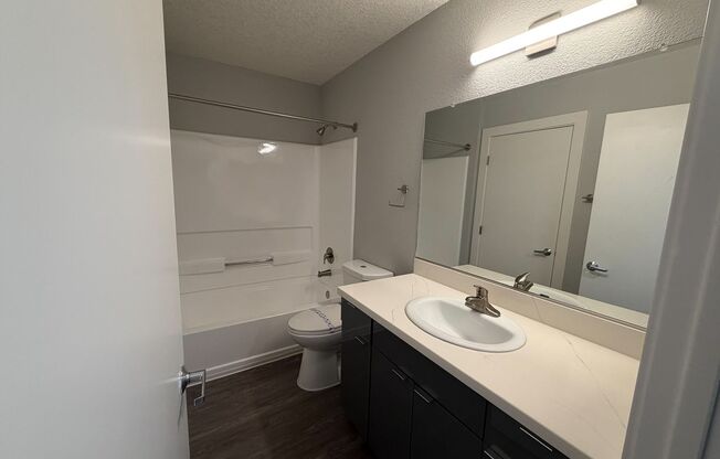 2 beds, 2 baths, 980 sqft, $2,650, Unit H103