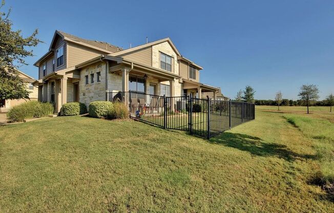 Gorgeous Three Bedroom Condo in South Austin