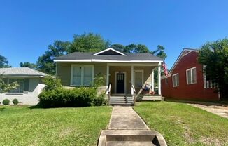 Great 2 Bedroom 1 Bath Home in South Highland!