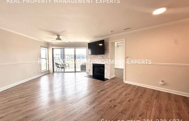 1038 SW DR