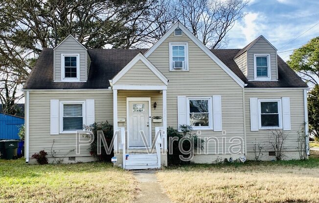 3841 CHATHAM CIR