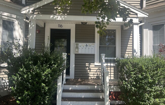 116 CHESTNUT ST