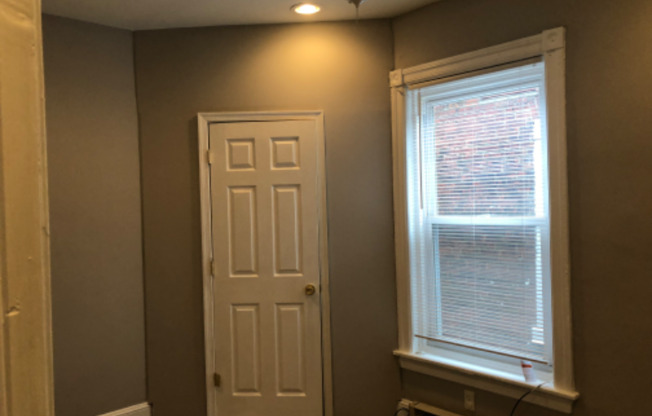 139 E DUVAL ST