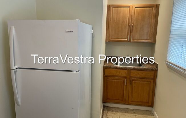 4508-4510 Roosevelt Ave