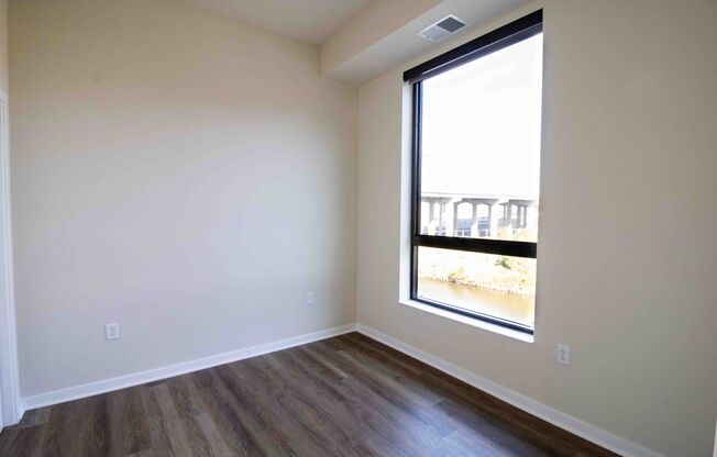 1 bed, 1 bath, 500 sqft, $1,700, Unit 311