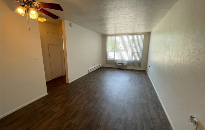 2 beds, 1 bath, 700 sqft, $1,375, Unit 01A