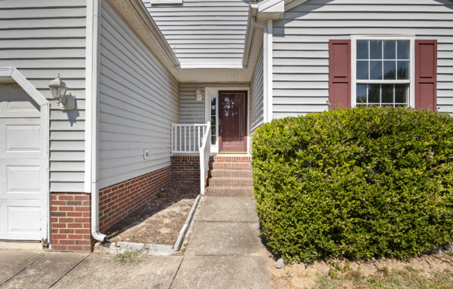 4215 MANTUA WAY