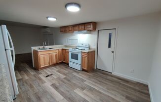 2 beds, 1 bath, 500 sqft, $1,150, Unit 5