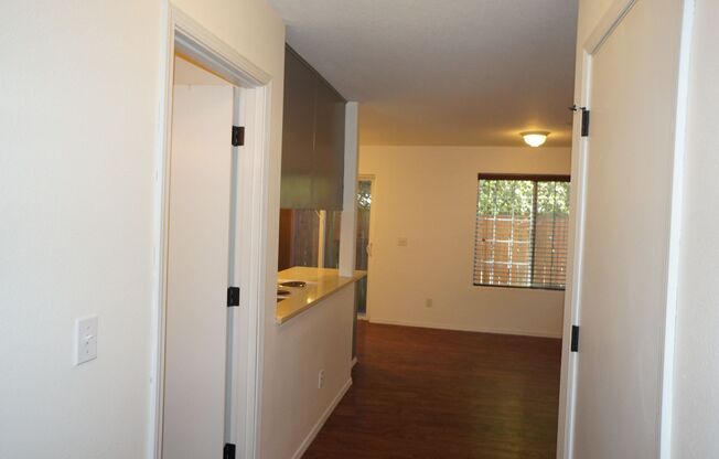 St Johns 3 bedroom 2 bathroom beauty!