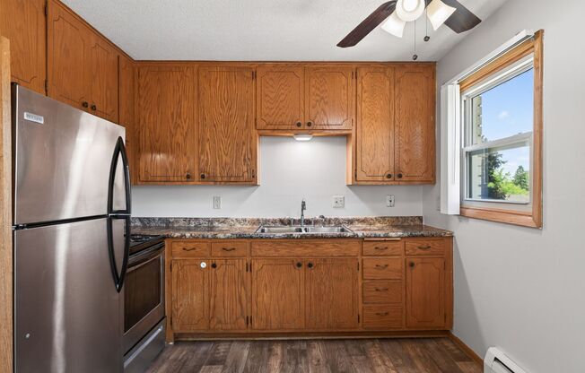 1 bed, 1 bath, 605 sqft, $1,075, Unit 705-301