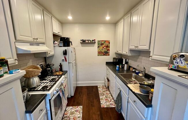2631 N Cramer