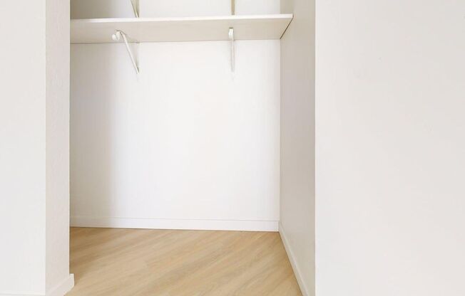 3 beds, 2 baths, 1,302 sqft, $1,250, Unit 205-201G