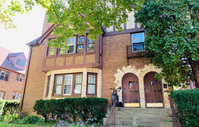 2009-2011 University Ave