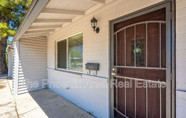 522 E BALBOA DR
