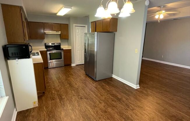 3 beds, 2 baths, $2,050