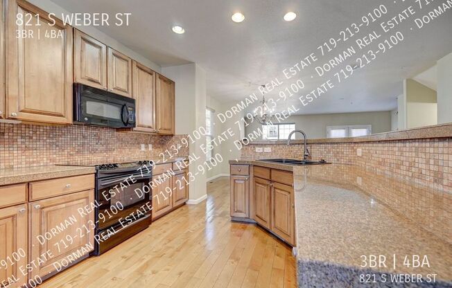 821 S WEBER ST