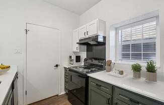 Welcome to Chatham Court & Reflections