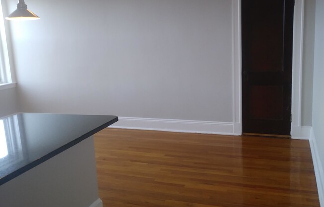 Studio, 1 bath, $2,250, Unit 21