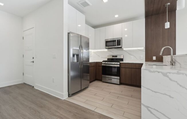 2 beds, 1 bath, 1,040 sqft, $2,750, Unit 304