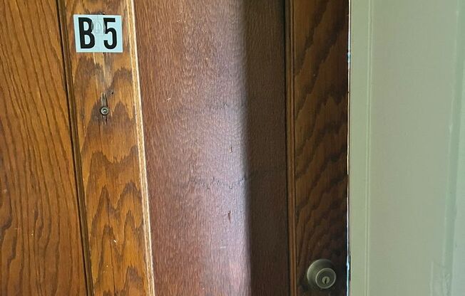 Studio, 1 bath, 485 sqft, $775, Unit B-5
