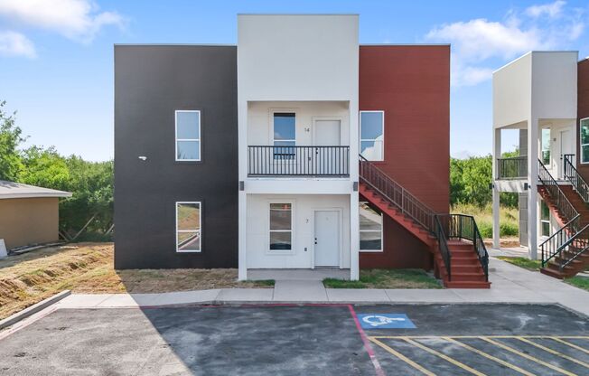 225 E. New Hampshire