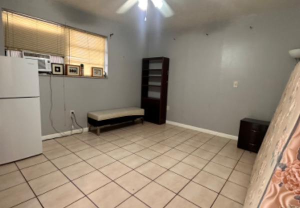 874 E 27 ST