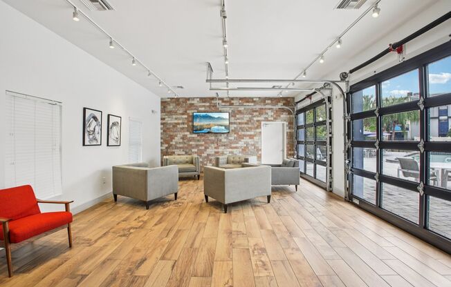 2 beds, 1.5 baths, 992 sqft, $1,275, Unit 817