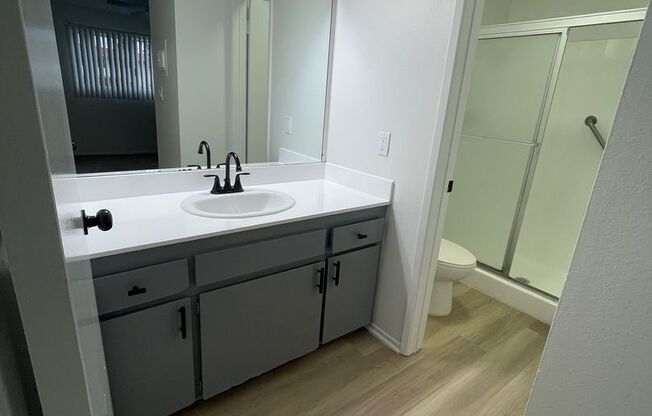 2 beds, 2 baths, 900 sqft, $2,450, Unit 106