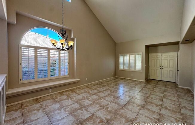 3-Bedroom Home with Loft & Outdoor Kitchen
