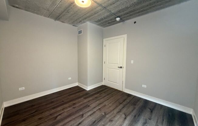 2 beds, 2 baths, 908 sqft, $3,500, Unit 952-211