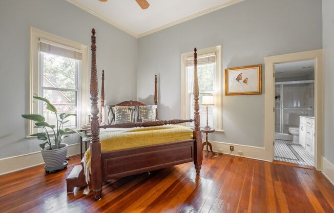 3 beds, 2 baths, $3,500