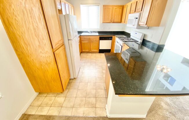 CUTE 3 BED 2.5 BATH 2 STORY SINGLE FAMILY HOME