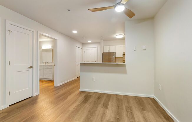 1 bed, 1 bath, 593 sqft, $1,795, Unit 206