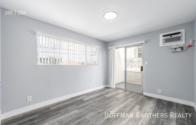 1032 NORMANDIE AVE