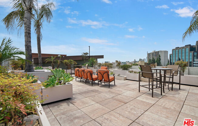 1 bed, 1 bath, 735 sqft, $2,500, Unit 308