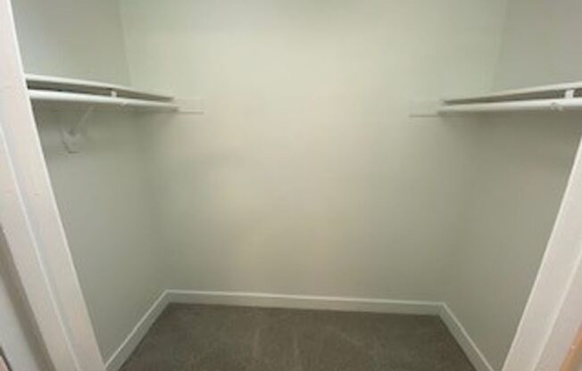 2 beds, 2 baths, 1,020 sqft, $2,525, Unit D101