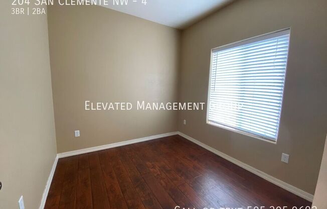 204 San Clemente NW