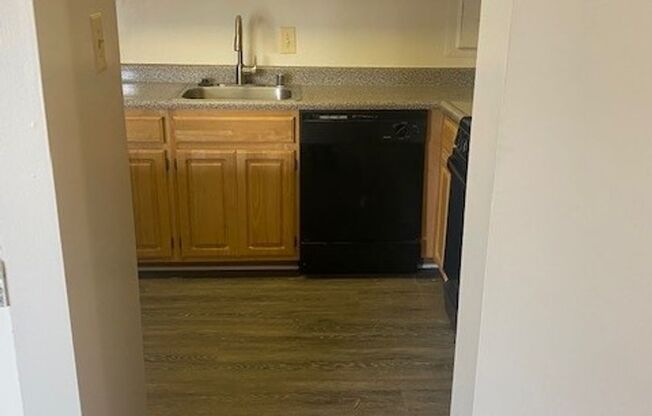 1 bed, 1 bath, 800 sqft, $1,700, Unit 3355 #204