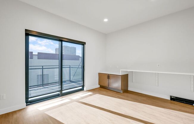 Studio, 1 bath, 402 sqft, $1,285, Unit 508