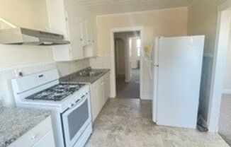 2 beds, 1 bath, 825 sqft, $1,125, Unit C