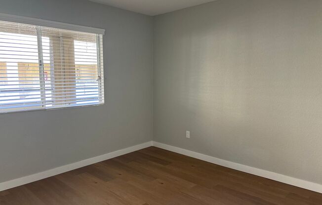 2 beds, 2 baths, 960 sqft, $3,320, Unit E-319