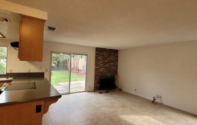 2 beds, 1 bath, $1,775