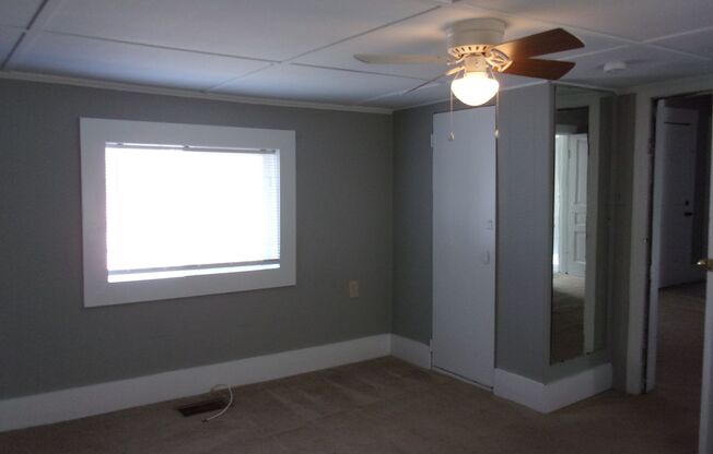 2 beds, 1 bath, $1,375