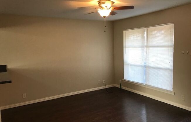 3722 LISA LN